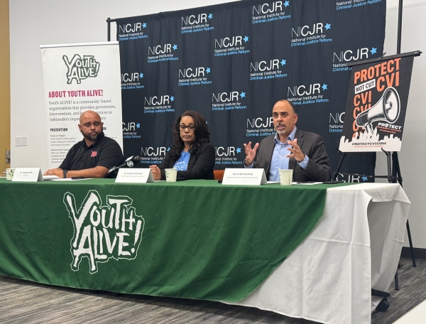 Banner Image of Trump slashed violence prevention funding in Oakland. Groups want it restored